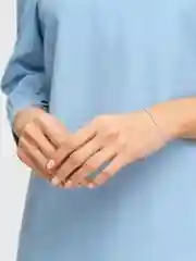 Серый металлик браслет на резинке, со стразами