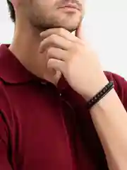 Черный браслет мужской