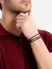 Кожаный мужской браслет. Плетеный