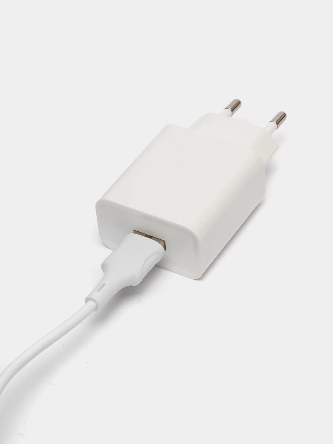 Зарядное устройство Borofone BA74A white на Lightning, Type-C, Micro-USB