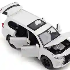 Белый модели автомобилей   BMW X5, BMW X7, TOYOTA- PRADO, RANGE ROVER