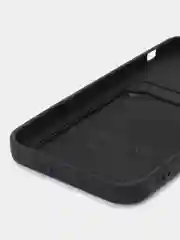 Черный чехол силиконовый с карманом для карты на iPhone