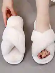 Белый мягкие женские тапочки