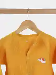 Желтый муслиновый комбинезон для малышей