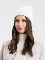 Белый шапка женская Hippy без подклада, с отворотом, весна-осень
