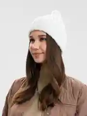 Белый шапка женская "Крис", вязаная, с отворотом