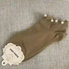 Бежевый носки короткие, с жемчугом