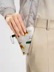 Бежевый сумка складная шоппер с принтом