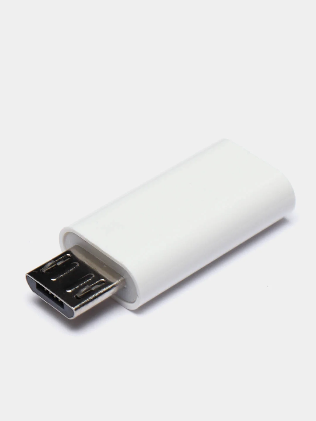 Белый переходник-адаптер с type-С на microUSB