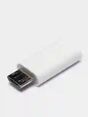 Белый переходник-адаптер с type-С на microUSB