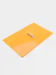 Папка с боковым металлическим прижимом и внутренним карманом BRAUBERG "Contract", желтая