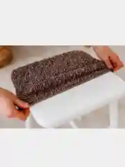 Бежевый чехол на стул