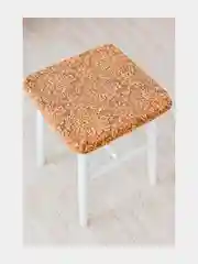 Карамельный чехол на стул