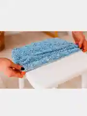 Небесно-голубой чехол на стул