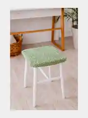 Мятный чехол на стул