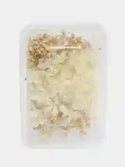 Белый сухоцветы в контейнере