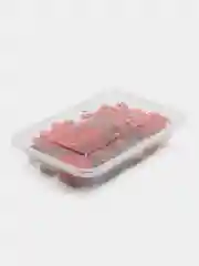 Красный сухоцветы в контейнере