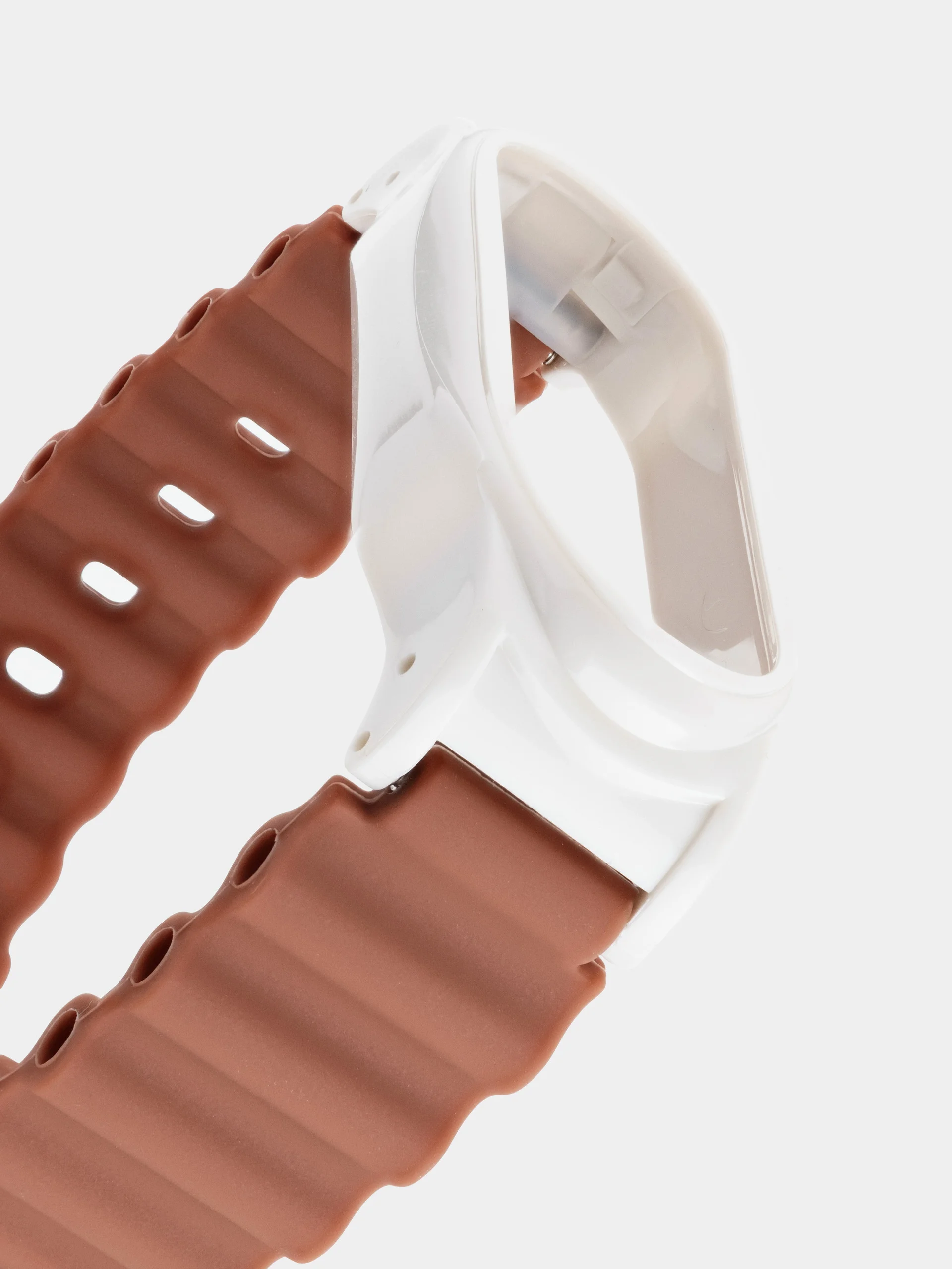 Коричневый силиконовый ремешок для Xiaomi Mi Band 3 / 4 / 5 / 6