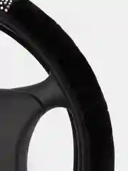 Розовый меховая оплетка руля