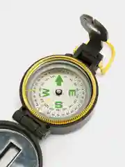 Компас туристический с корпусом