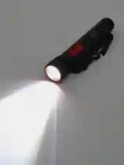 Фонарь ручной светодиодный/аккумуляторный/с ножом