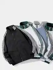 Спортивная мужская куртка