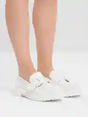 Лоферы женские