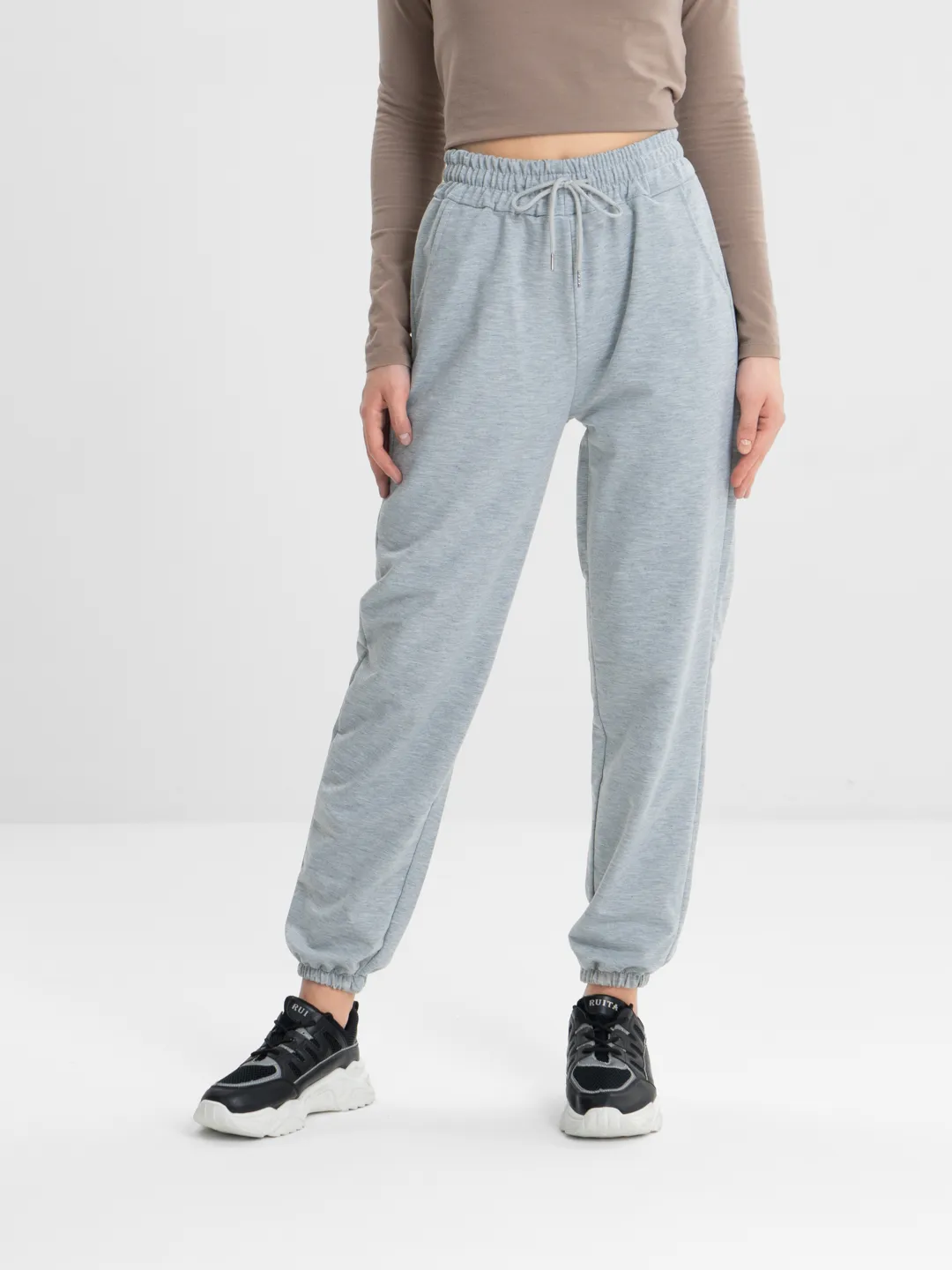 Спортивные штаны, женские, на резинке купить по цене 849 ₽ винтернет-магазине KazanExpress