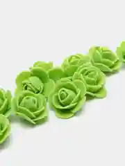 Зеленый искусственные цветы.  Розы из фоамирана. Размер 2 см. упаковка 10 штук