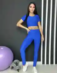 Черный спортивный костюм для фитнеса с лосинами