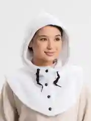 Белый зимний съемный капюшон (капор) с манишкой белый