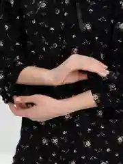 Черный блузка женская, с принтом
