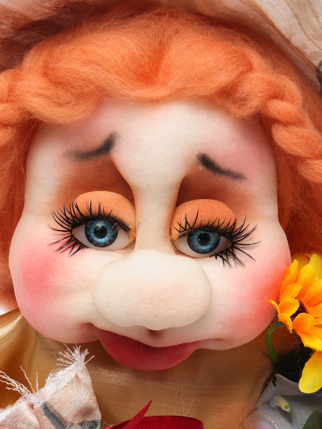 Коралловый меланж игрушка "Домовенок"