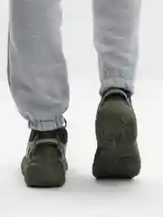 Зелёный хаки кроссовки мужские