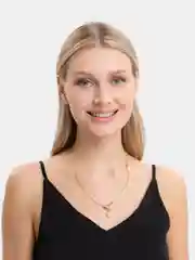 Желтый колье-чокер на шею