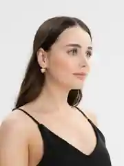 Золотой бежевые серьги
