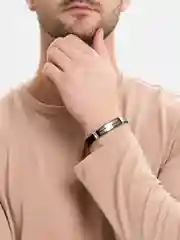 Бежевый браслет мужской