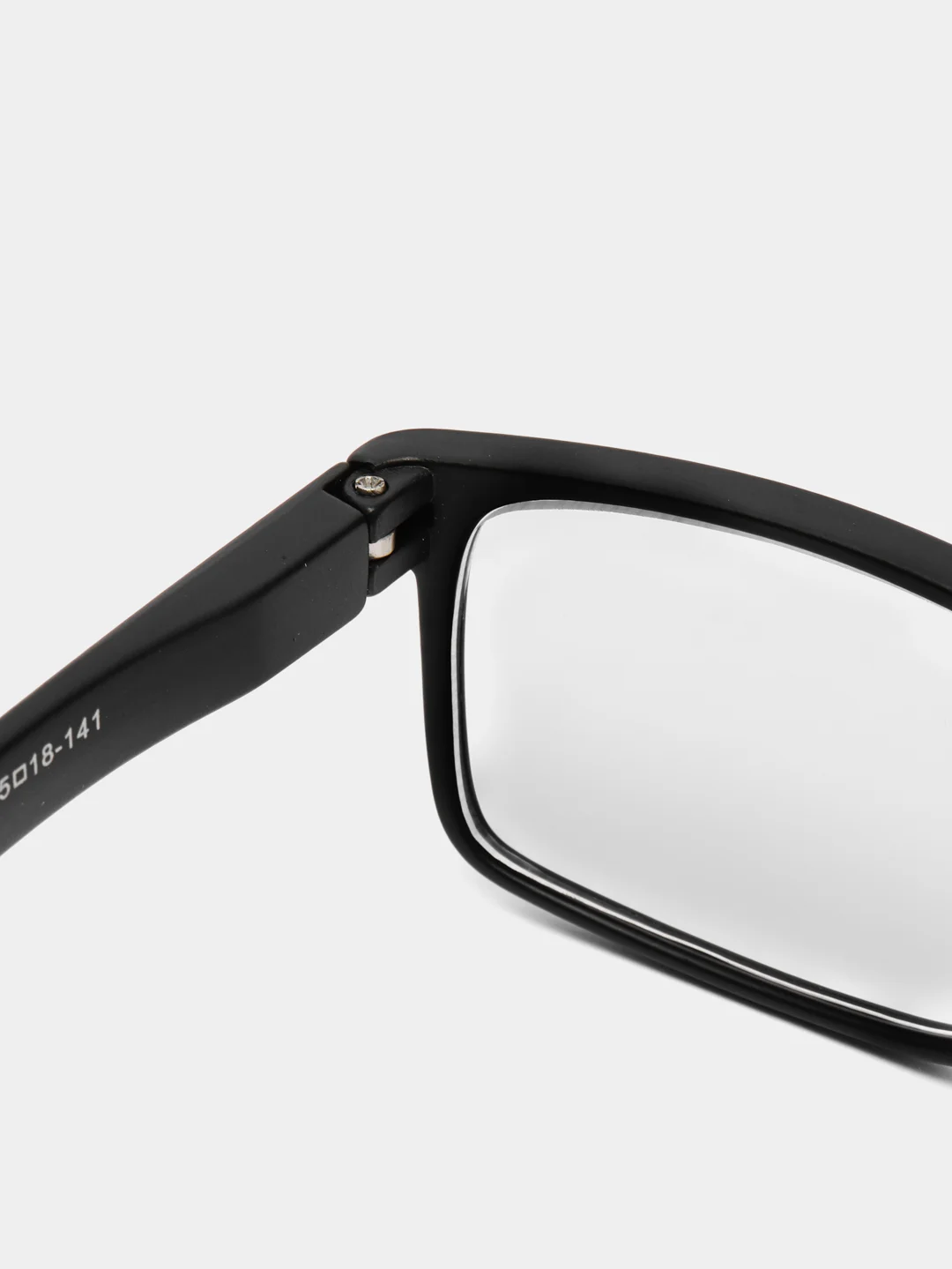 Очки для чтения плюс. Очки для чтения плюс 1,5кактэто. Очки для чтения плюс. Очки для чтения +1. Очки плюсовые для чтения затемненные.