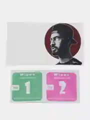 Бордовый наклейка на банковскую карту "Мияги"