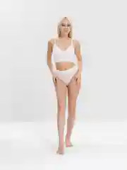 Белый комплект: топ и трусики