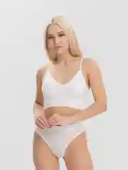 Белый комплект: топ и трусики