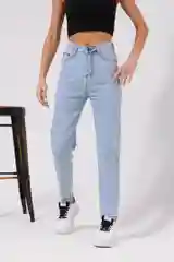 Светло-синий джинсы женские mom fit с высокой посадкой