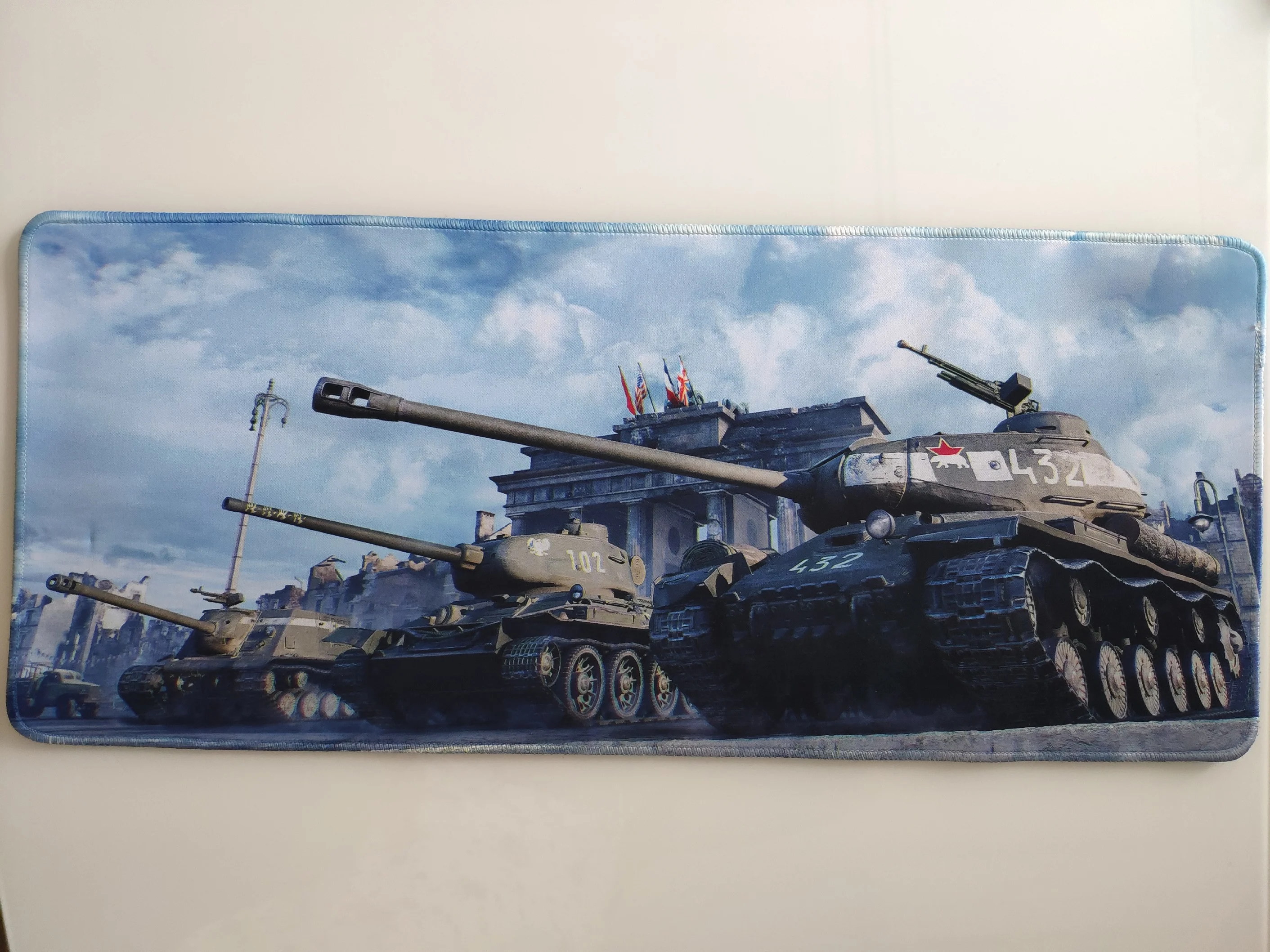Алый коврик для мыши, 70 x 30 х 3 см