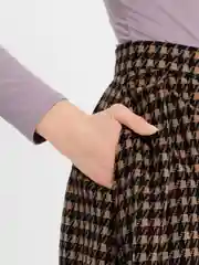 Коричневый юбка миди