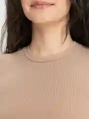 Бежевый топ женский