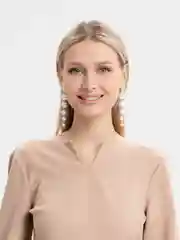 Алый сережки с жемчугом