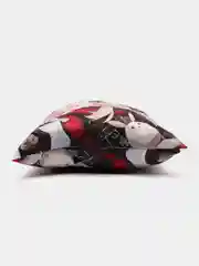 Красный подушка в стиле аниме