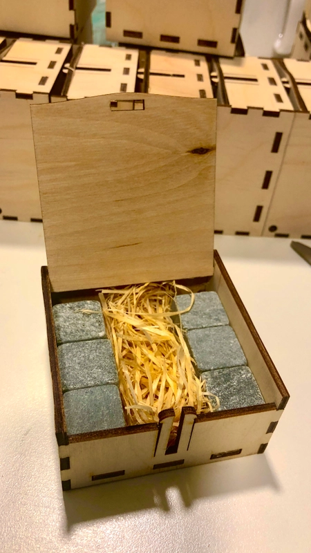 Камни для виски в подарочной коробочке.Подарок на праздник