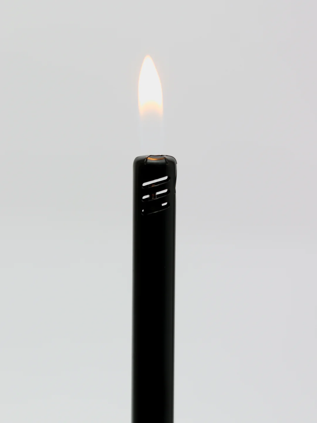Серебряный зажигалка бытовая, газовая