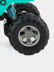 Желтый машинка инерционная